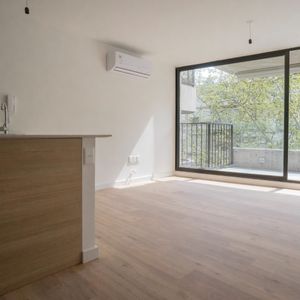 Alquiler | Apartamento De Un Dormitorio Y 2 Baños - Pocitos
