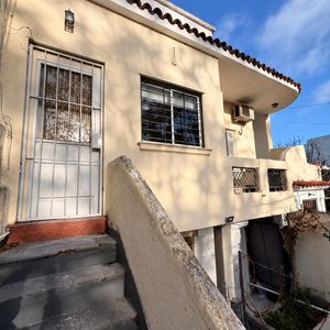 Apartamento De Altos 2 Dormitorios, 2 Baños Zona Buceo