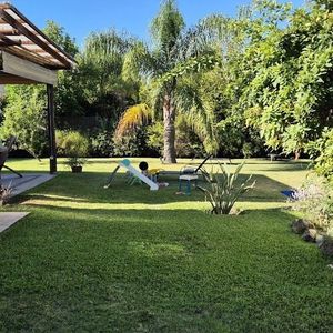 Exquisita Casa Colonial En Alquiler En Altos De La Tahona: Lujo Y Confort En Un Entorno Exclusivo