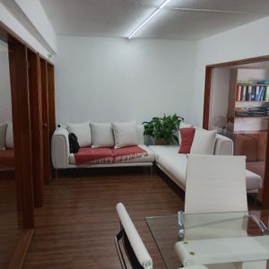 Oportunidad  Venta  O Alquiler De Oficina  - Con 2 Garages - Centro