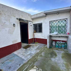 Venta De Apto Tipo Casita Y Monoambiente En Prado Norte Con Renta