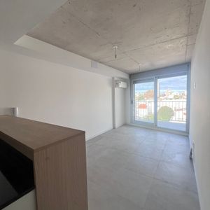 Alquiler Apartamento De Un Dormitorio En La Blanqueada Con Balcón A Estrenar
