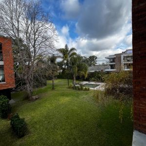 Carrasco Vendo Apartamento 2 Dormitorios 2 Baños 2 Cocheras, Parque, Piscina Etc.