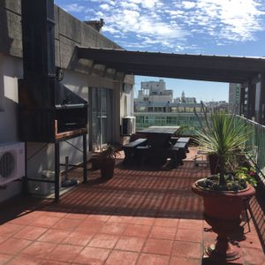 Hermoso Apto. Al Frente Muy Soleado Con Gran Terraza!! Piso 8