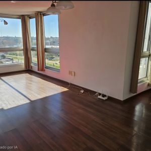 Exclusivo Apartamento En Malvín: 2 Dormitorios, 2 Baños, Garage, Vistas Despejadas Y Luminosidad Inigualable.