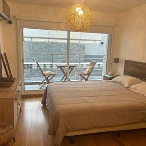 Alquiler En Buceo, Mono Ambiente Amueblado, Balcon, Piso 1 Al Contra Frente, Piscina, Barbacoa, Gym