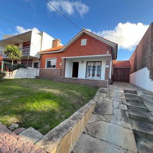 Venta Casa Punta Gorda. 3 Dormitorios.