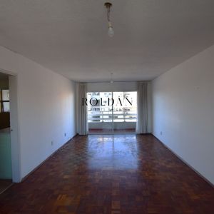 Apartamento Alquiler Parque Batlle 2 Dormitorios Piso Alto Sobre Avenida Soca Porteria 24hs