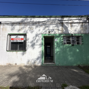 Venta Casa 2 Dormitorios  A Reciclar En La Teja