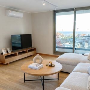 Punta Carretas – Apartamento En Alquiler  De 2 Dormitorios Con Gran Terraza Totalmente Equipado A Estrenar
