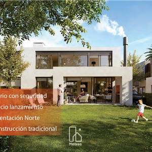 Venta Casa Diseño Carrasco 3 Dormitorios - Construcción Tradicional - Estufa - 2 Cocheras - Seguridad