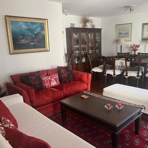 Venta De Apartamento Grande En Corazón De Pocitos, 4 Dorm 3 Baños