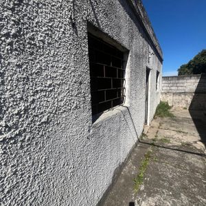 Chayos - Apartamento A Reciclar