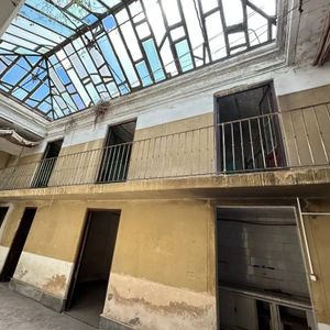 Alquiler Casa En Aguada, 420m2 Utilizables, 13 Dormitorios, 2 Baños, 2 Cocinas.