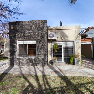 Casa En Venta! 3 Dormitorios Atlantida