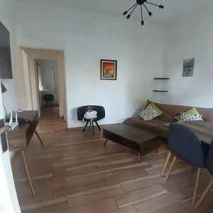 Apartamento De 1 Dormitorio En Alquiler | Planta Baja, Al Frente Y Sin Gastos Comunes $ 23.500