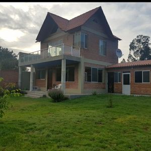 En Venta Casa En Tiquipaya
