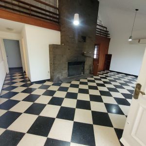 Alquiler Hermosa Casa En Punta Gorda, 3 Dormitorios Y Servicio, 2 Baños, Estufa A Leña, Fondo, Parrillero, Cochera Y Garaje