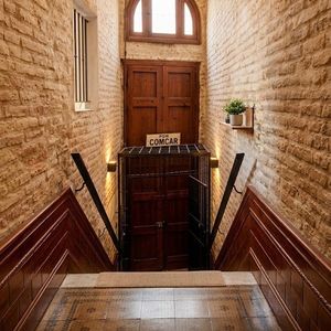 Inmobiliaria Vende Espectacular Casa En Ph . Con Renta