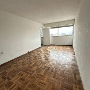 Venta Apartamento 1 Dormitorio Cocina Definida Lavadero Vista Piso 8 Tres Cruces 8 De Octubre Y Pte Berro