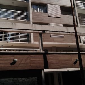 Excelente Ubicación, Bajos Gastos Comunes. Ideal Renta