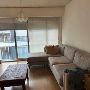 Alquiler En Pocitos, 1 Dormitorio, Piso 3 Por Escalera, Seguridad, Azotea Y Lavanderia