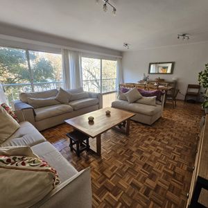 Apartamento En Pocitos 4 Dormitorios 4 Baños, Garaje, Excelente Estado!!!