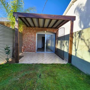 Reservada!! Impecable!! A Pasos De Tienda Inglesa!!