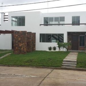 Casa En Alquiler Condominio Parques Del Urubó 