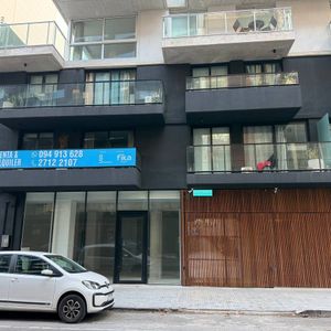 Local Comercial De 65 M² Centro, Montevideo