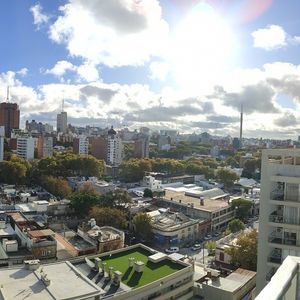 Vistas Panorámicas Ininterrumpidas De La Ciudad, Con Estacionamiento Exclusivo Y Seguridad De Primer Nivel.