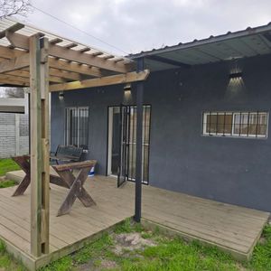 Alquiler De Casa De Un Dormitorio En El Pinar: Confort Y Ubicación Ideal