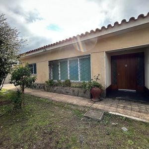 Casa Con 3 Dormitorios En Barros Blancos
