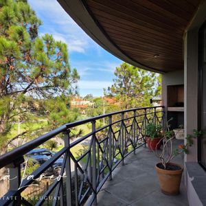 Apartamento Amueblado En Alquiler En Carrasco.