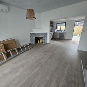 Casa 2 Dormitorios A Estrenar Con Jardin Parrillero Y Cocheras