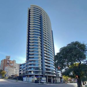 Exclusivo Apartamento A Estrenar En Buceo: Lujo Y Confort Moderno