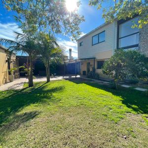 Casa En Venta! 3 Dormitorios Lomas De Solymar