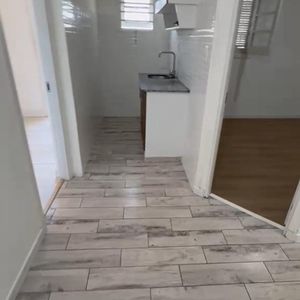 Alquiler En Goes, 1 Dormitorio, Primer Piso Por Escalera, Gastos Comunes Bajos