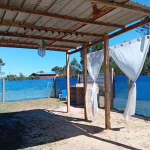 Venta En Barra Del Chuy: 2 Cabañas Amuebladas | A Metros Del Mar | Ideal Renta O Negocio