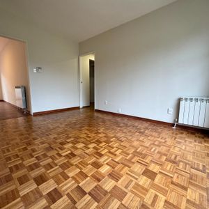 Casa En Alquiler De 3 Dormitorios En Carrasco Sur Para Vivienda U Oficinas