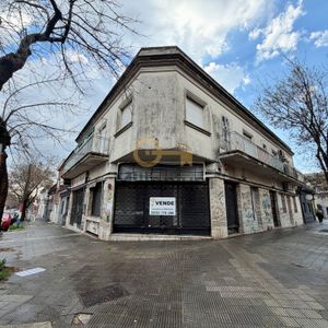 Venta Local Comercial En Esquina La Blanqueada Máxima Visibilidad