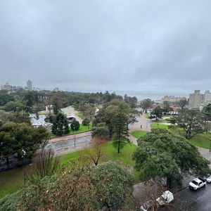 Alquiler De Apartamento En Parque Rodó De 1 Dormitorio