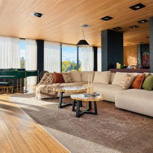 Apartamento Duplex De Lujo Alquiler Con Muebles Punta Gorda 4 Suites 3 Garages
