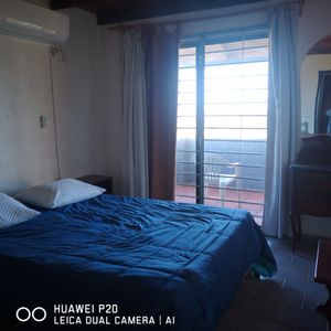 ¡oportunidad única! Inversión Estratégica Con Alto Potencial De Revalorización: Tres Apartamentos Amoblados (dos En Planta Baja, Uno En Planta Alta) Con Parrilleros Y Vistas Al Mar.