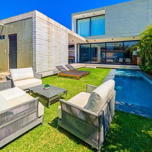 Casa De Lujo De 8 Habitaciones 