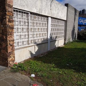 Casa O Local  Comercial 550 M2  15 Metros De Frente Sobre Avenida. Dueño Vende