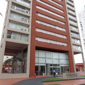 Zona Puerto Con Vista Al Mar En Torre De Lujo Con Servicios.