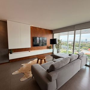 Alquilo Dpto. Totalmente Amoblado En Edificio De Lujo 