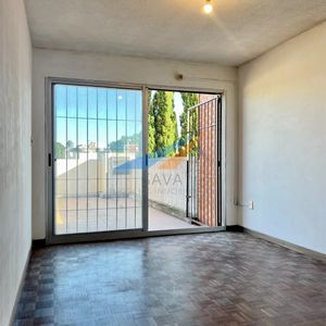 Alquiler Monoambiente En Pocitos Nuevo! Con Patio!