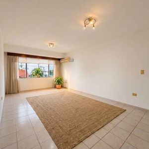  ¡amplio Departamento En Venta - Zona Norte! 